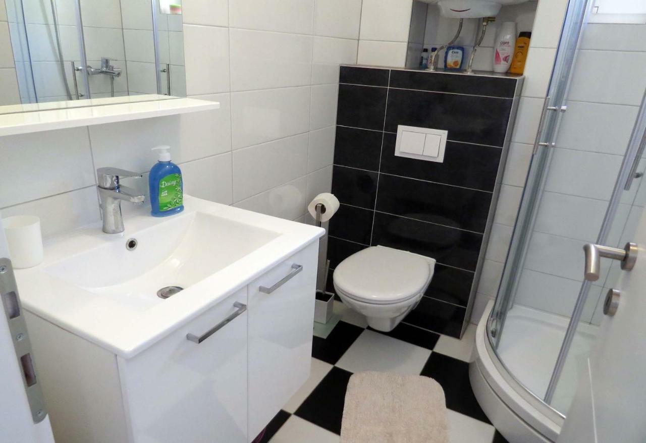Apartman Jakir Baska Voda Ngoại thất bức ảnh