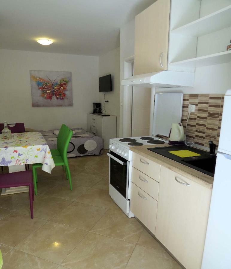 Apartman Jakir Baska Voda Ngoại thất bức ảnh